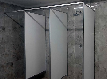 Душевая кабина из 16 мм сэндвич панели 